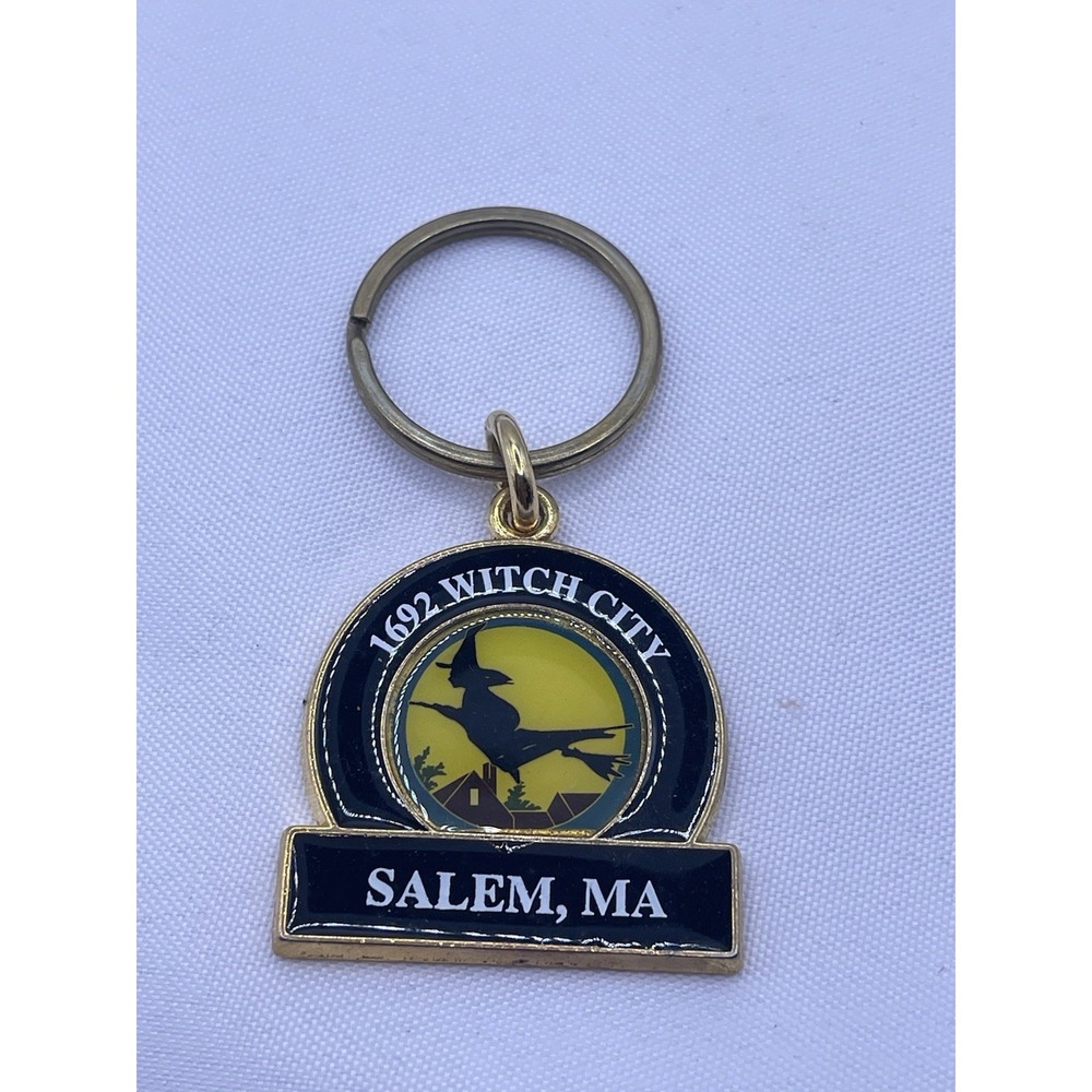 Salem MA 1692 Witch City Metal Fridge Magnet Souvenir